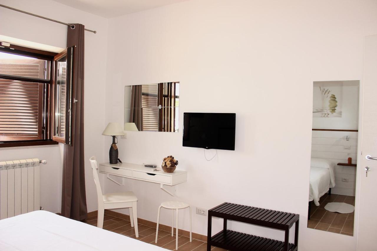 Chibia Casa Vacanze San Pietro in Bevagna Luaran gambar