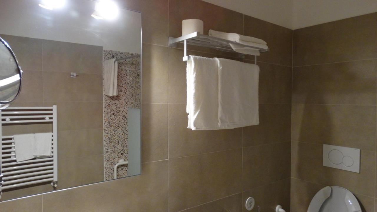 Chibia Casa Vacanze San Pietro in Bevagna Luaran gambar
